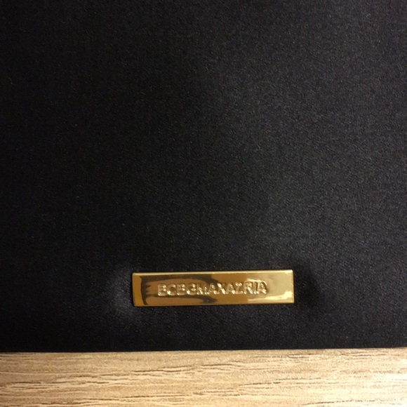 BCBGMAXAZRIA Envelope Clutch - Picture 6 of 8